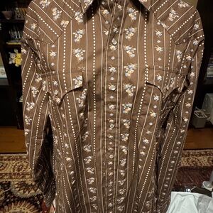Ely Cattleman Brown pearl snap shirt